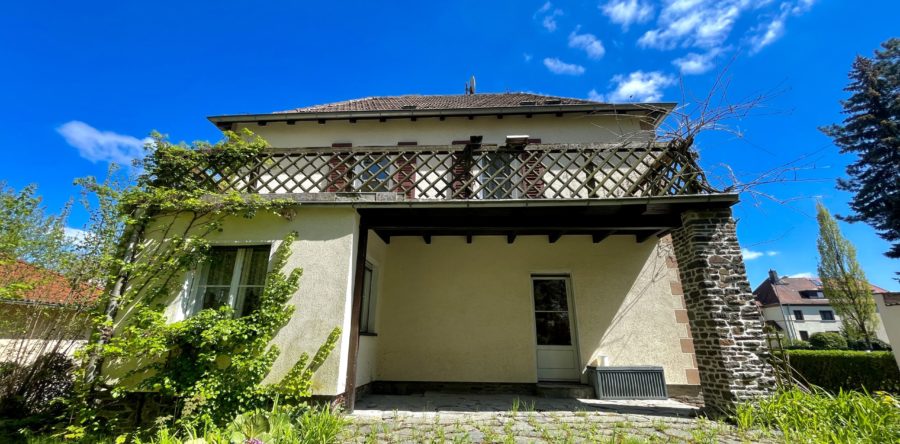 Historische Villa mit parkähnlichem Grundstück