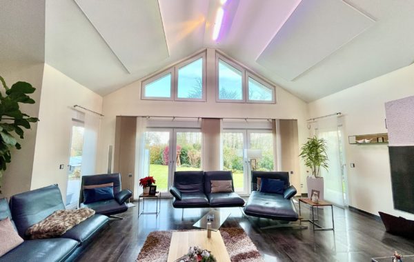 Exklusive Villa mit hochwertiger Ausstattung in ruhiger Lage